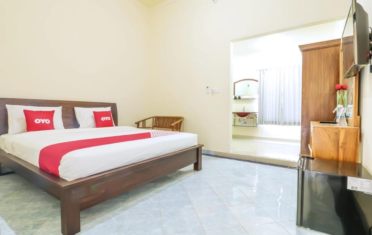 Oyo 1684 Marina Suite Apartment Bali Санур Экстерьер фото